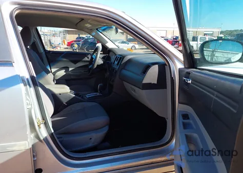 2006 Chrysler 300 из США, поврежденный, VIN 2C3KA43R46H490751